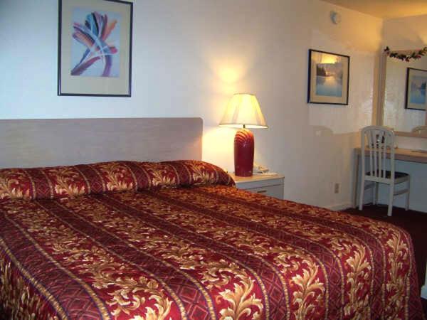 Townhouse Motel Weed Phòng bức ảnh